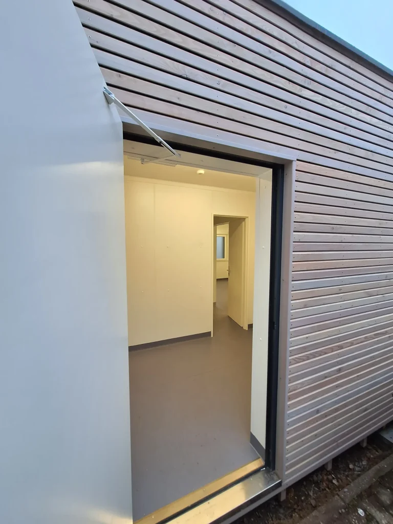 Neubau eines Umkleidegebäudes in Modulbauweise für die Stadt Schwerte 4 referenz schwerte 7 scaled 1