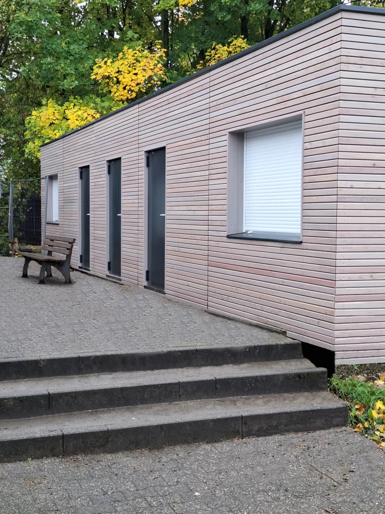 Neubau eines Umkleidegebäudes in Modulbauweise für die Stadt Schwerte 3 referenz schwerte 8 scaled 1