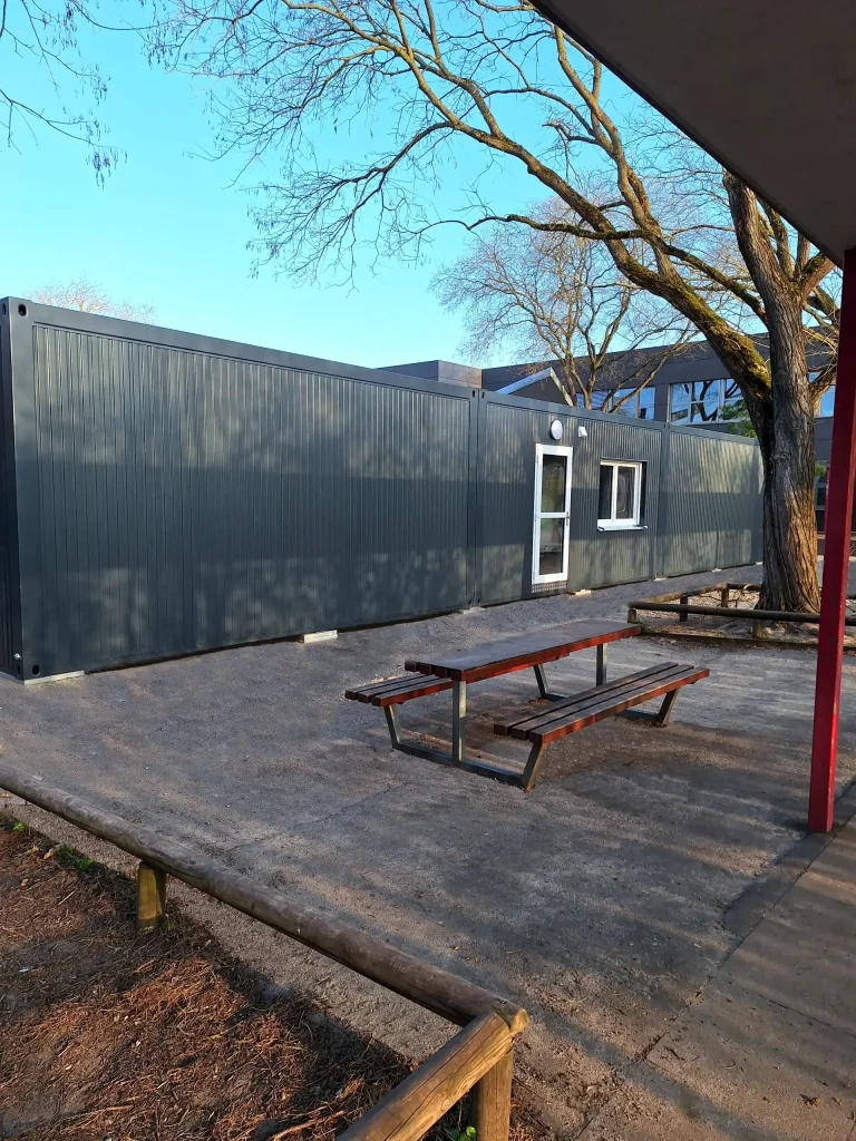 Neubau von mobilen Unterrichtsräumen für die Stadt Peine 2 referenz peine 2 scaled 1