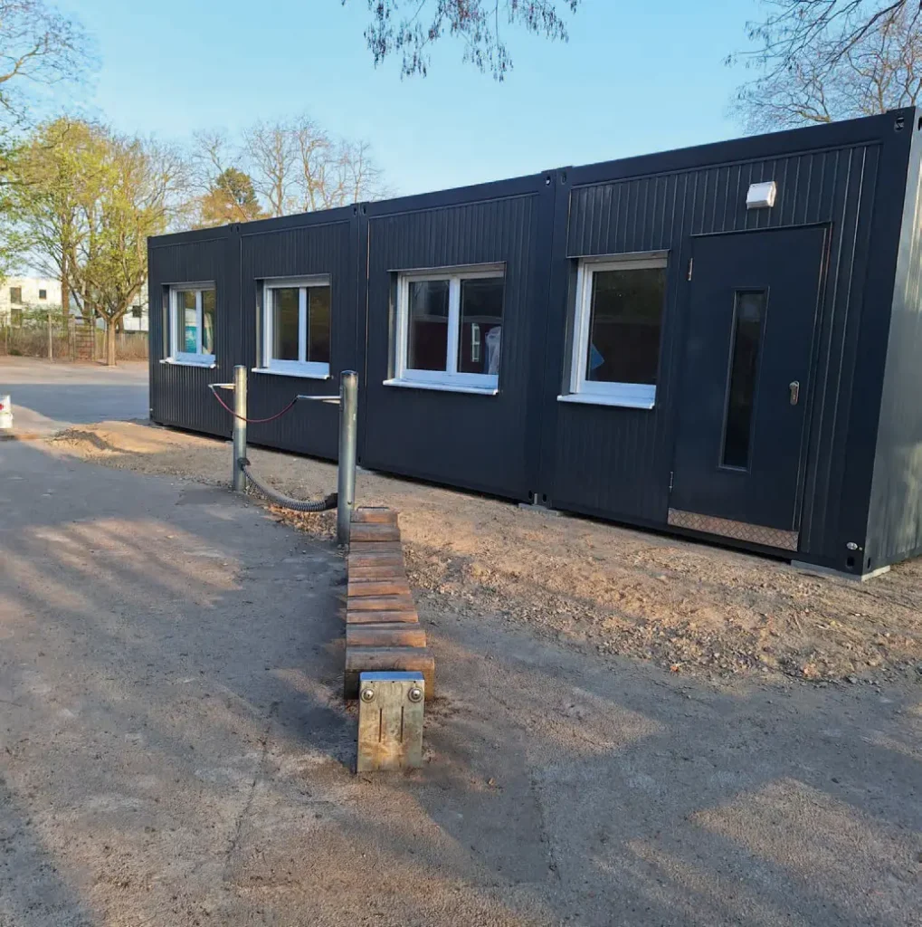 Neubau von mobilen Unterrichtsräumen für die Stadt Peine 1 referenz peine 8