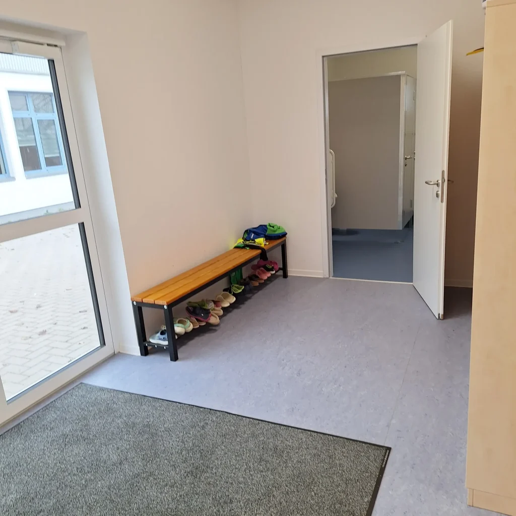 Neubau einer Schulcontaineranlage für die Gemeinde Schwalmtal 11 referenz schwalmtal 11 scaled 1