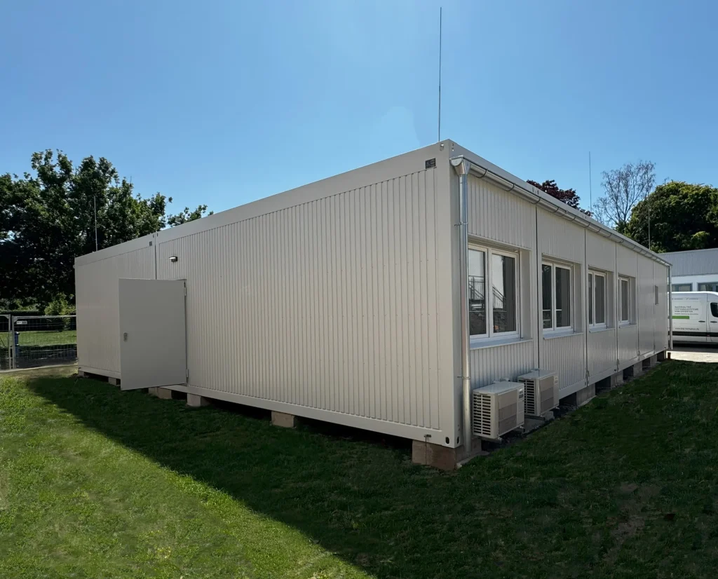 Neubau einer Schulcontaineranlage für die Gemeinde Schwalmtal 6 referenz schwalmtal 15 scaled 1