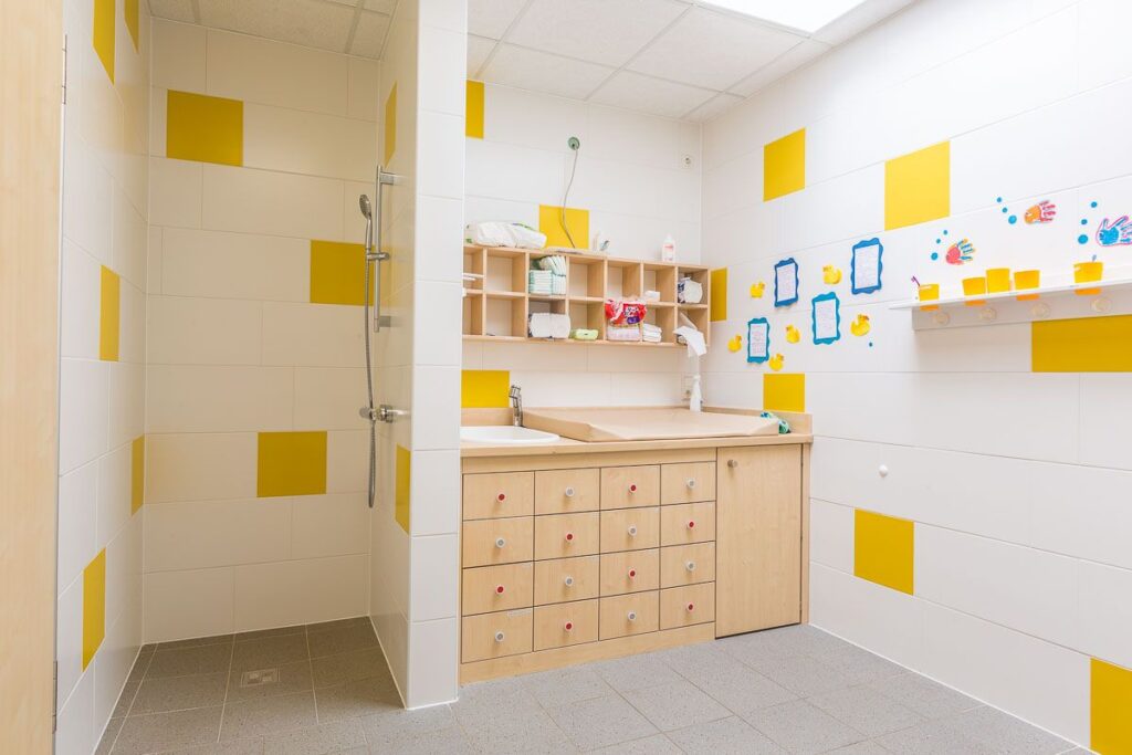 Inspiration: Sanitärausstattungen für Kindertagesstätten 2 sanitaeranlagen kitas2
