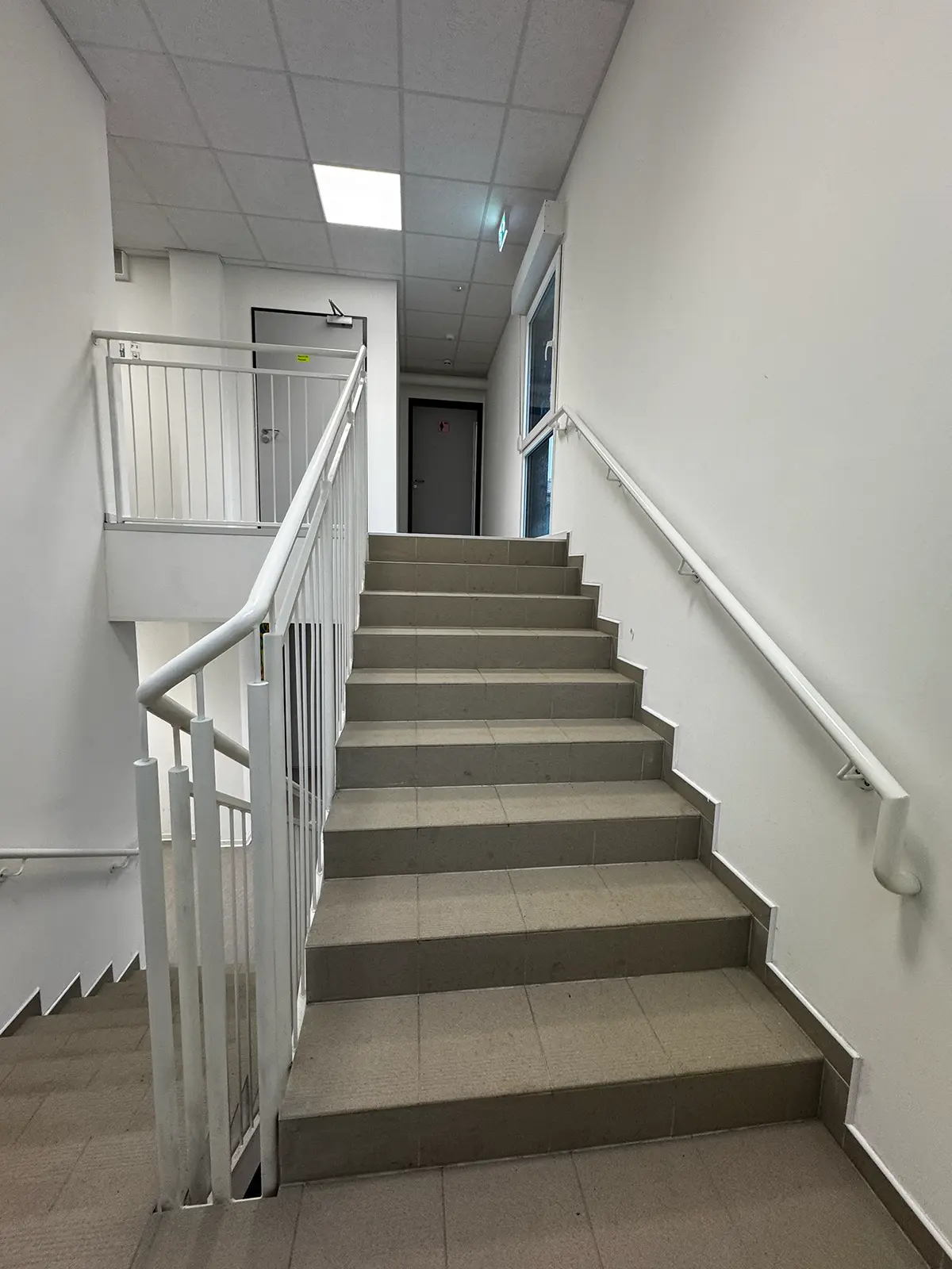 Containerschulanlage • HSM Herne 8 Innenansicht der neuen Container-Schule in Herne