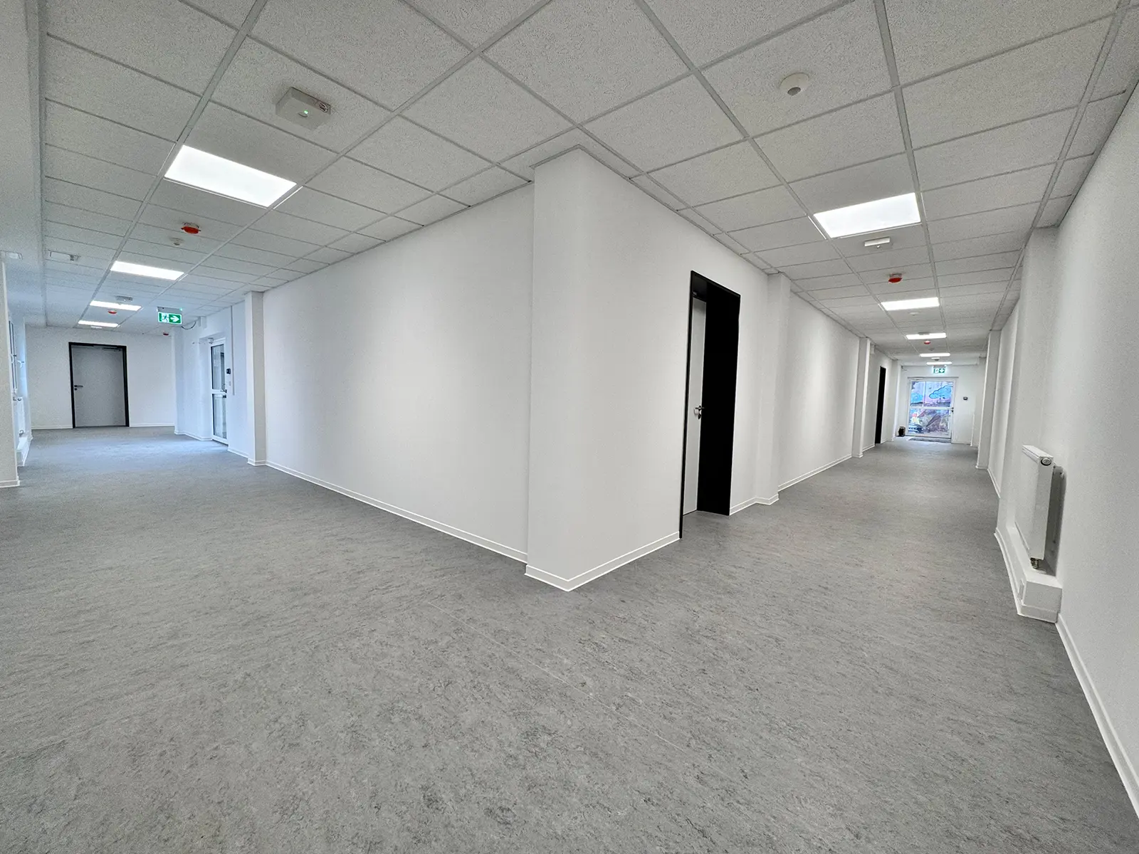 Containerschulanlage • Stadt Remscheid 8 Ansicht des Flurs in der Containerschulanlage in Remscheid